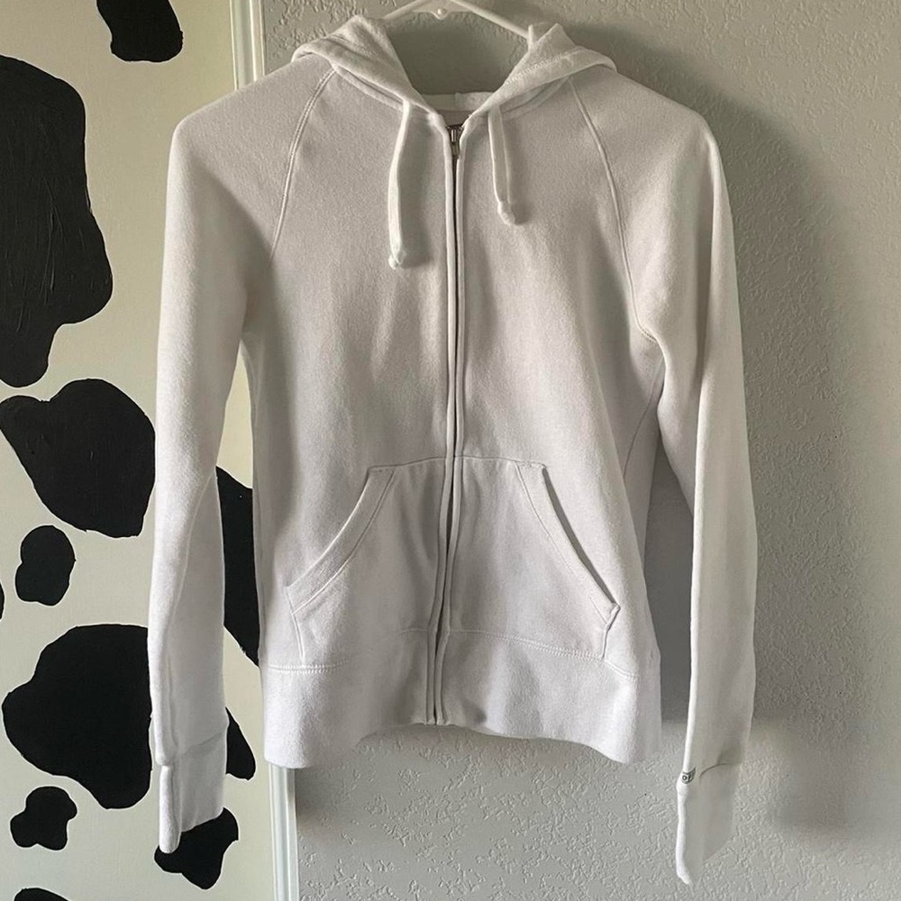 Soffe White cropped sweater